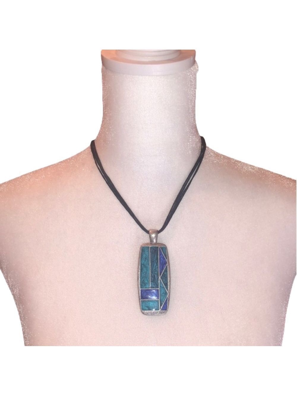 GORGEOUS Teal & Blue Pendant Choker Necklace